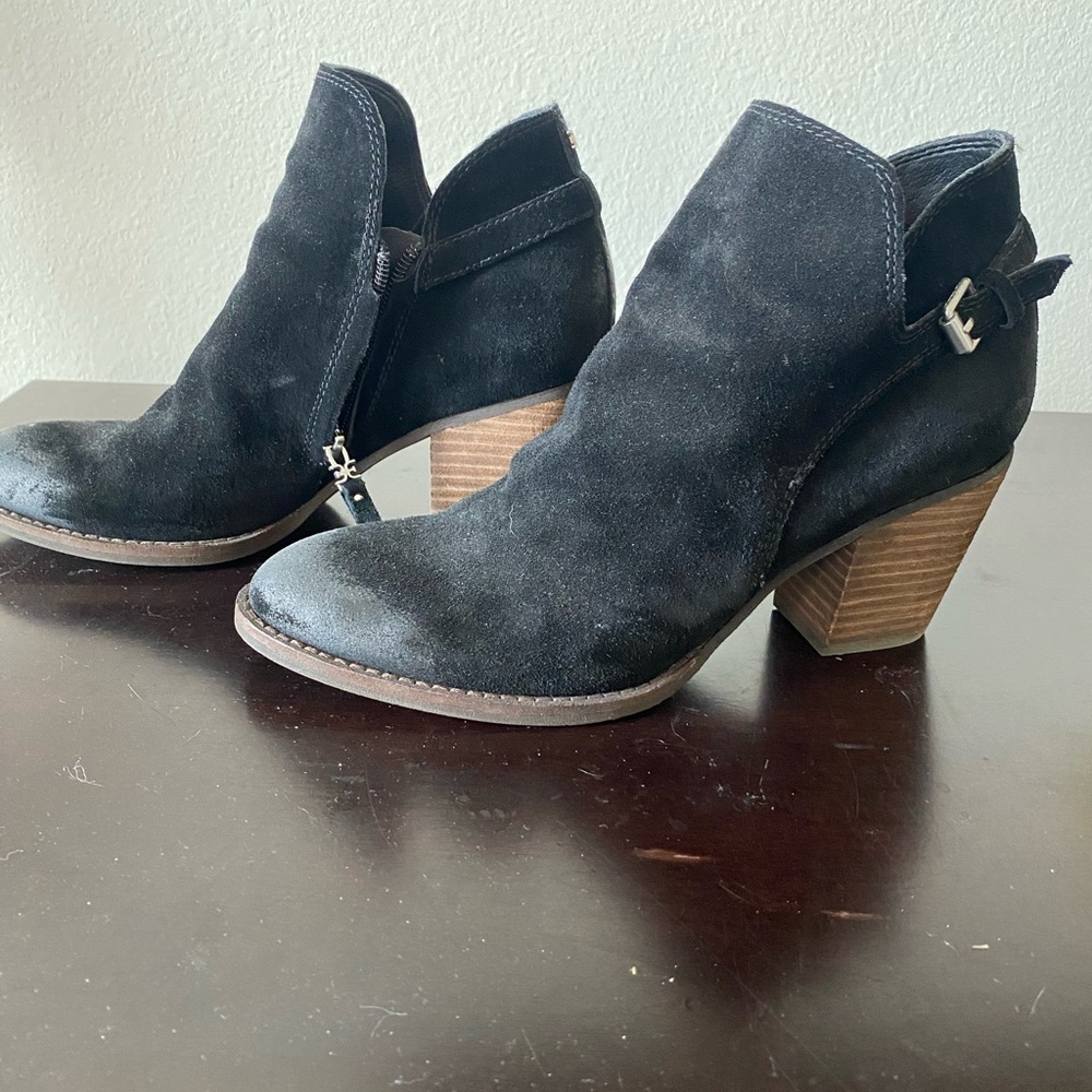 Sam Edelman black suede booties